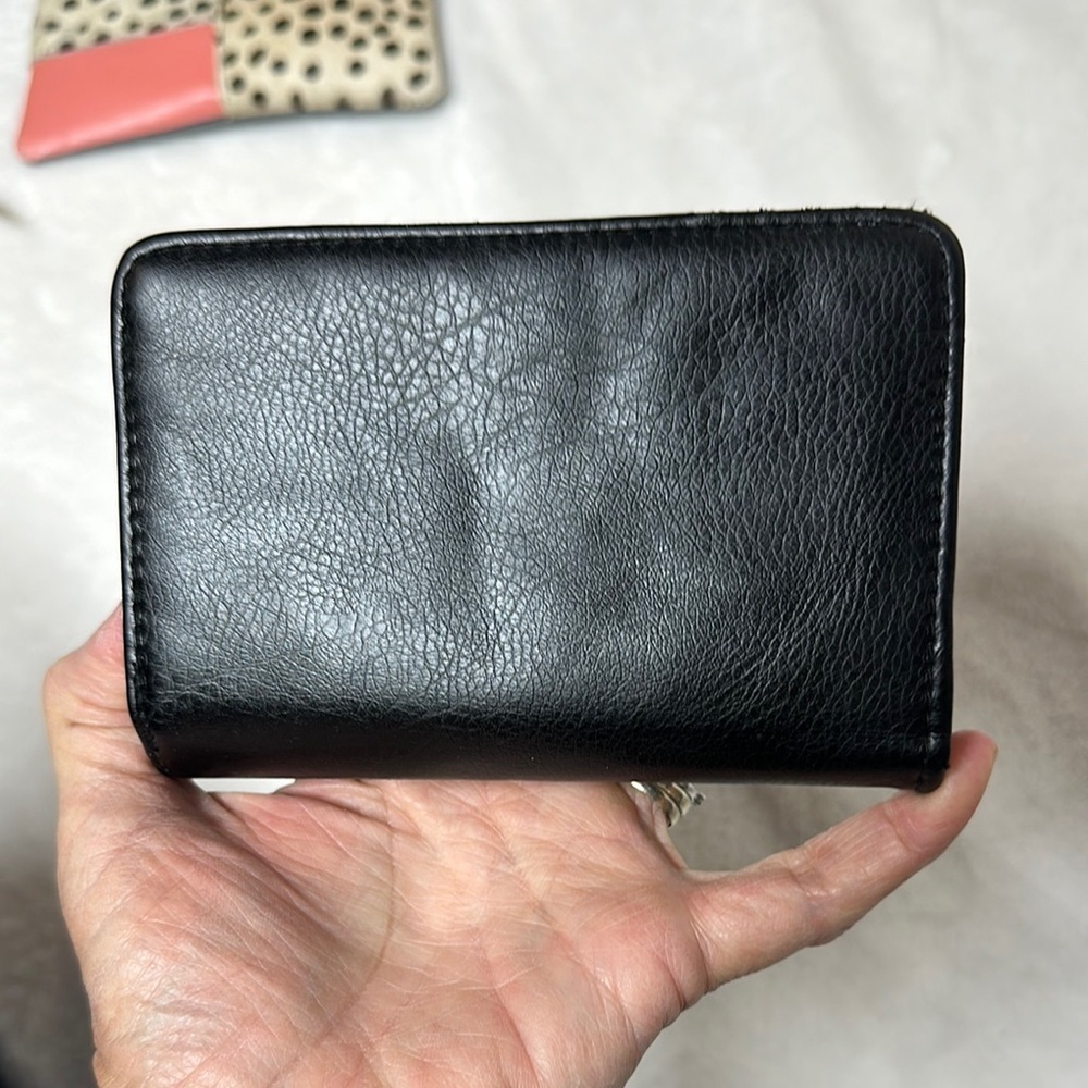 Black  Wallet - Picture 2 of 12